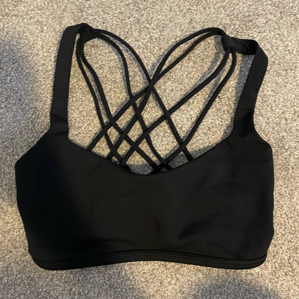 Lululemon Free To Be Bra!